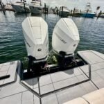 2022 Aviara 32 OutBoard One Owner under 200 hours !