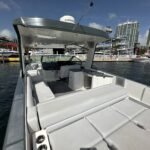 2022 Aviara 32 OutBoard One Owner under 200 hours !