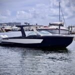 2022 Aviara 32 OutBoard One Owner under 200 hours !