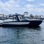 2022 Aviara 32 OutBoard One Owner under 200 hours !