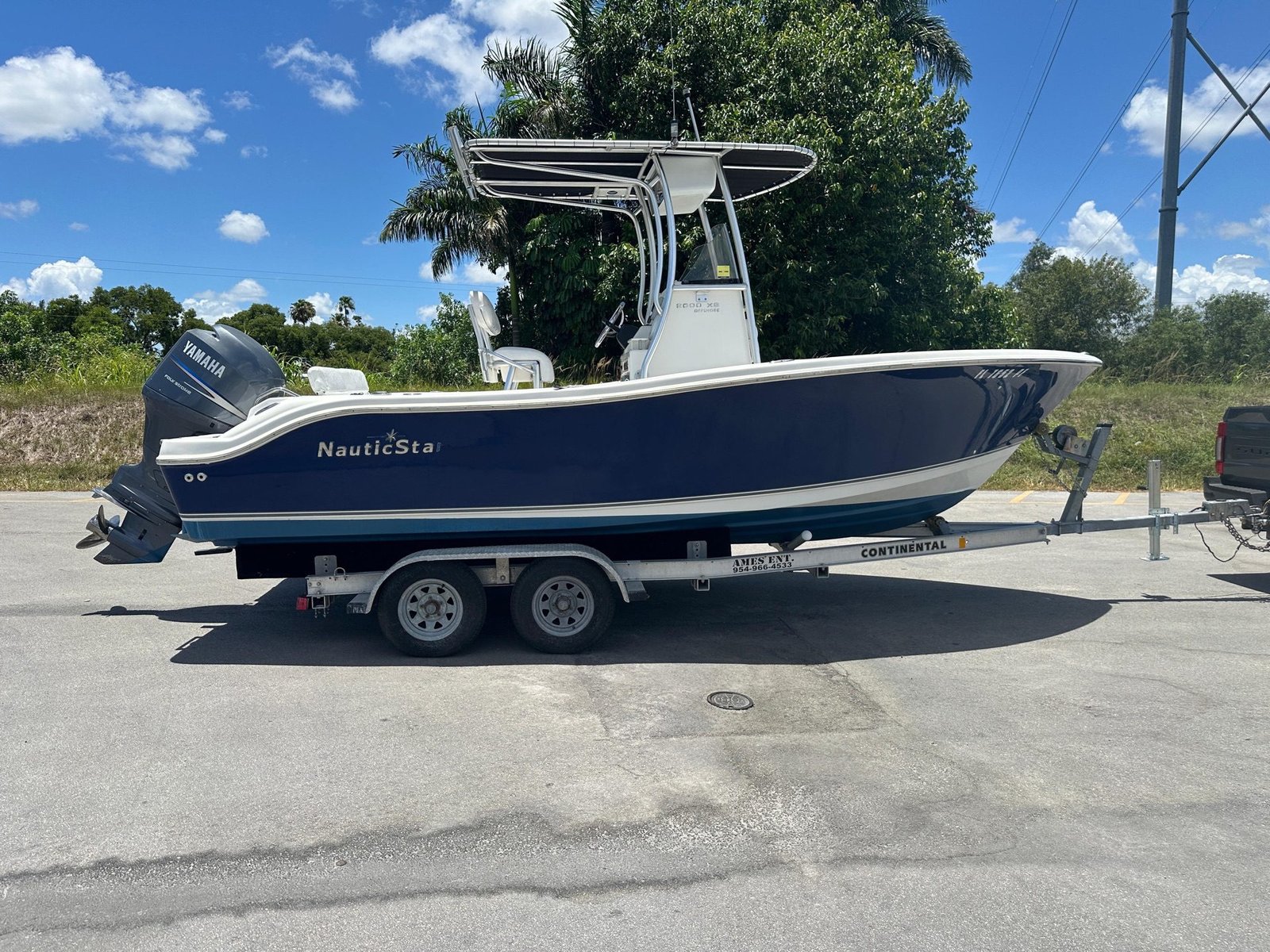 2012 NauticStar 2000XS
