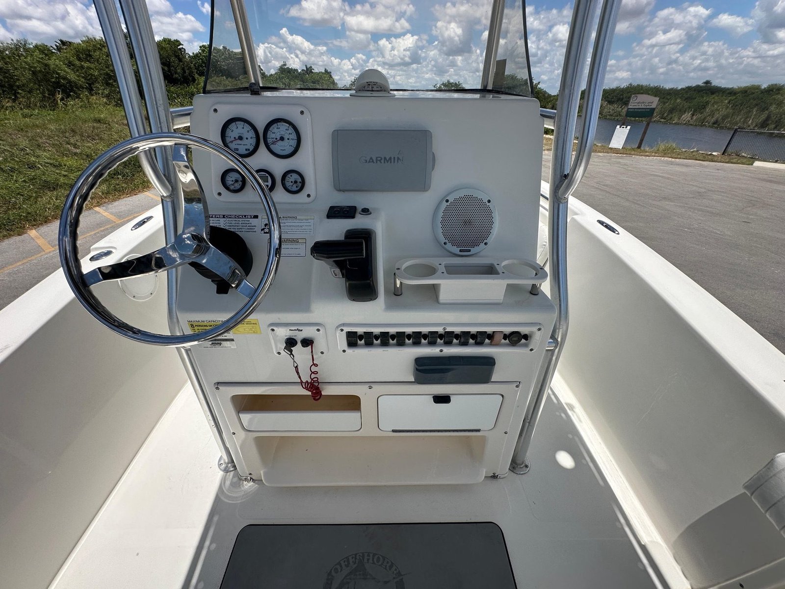 2012 NauticStar 2000XS