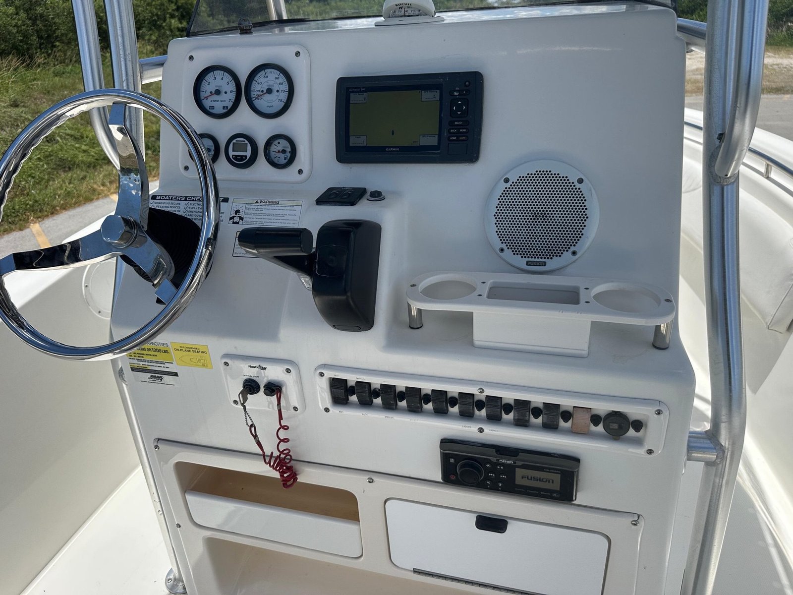 2012 NauticStar 2000XS