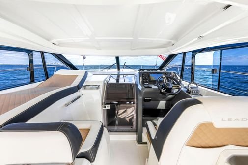 Jeannue Leader 36