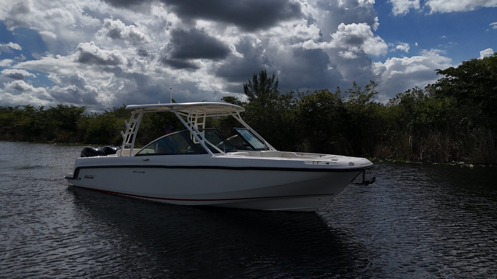 Boston Whaler 270 Vantage