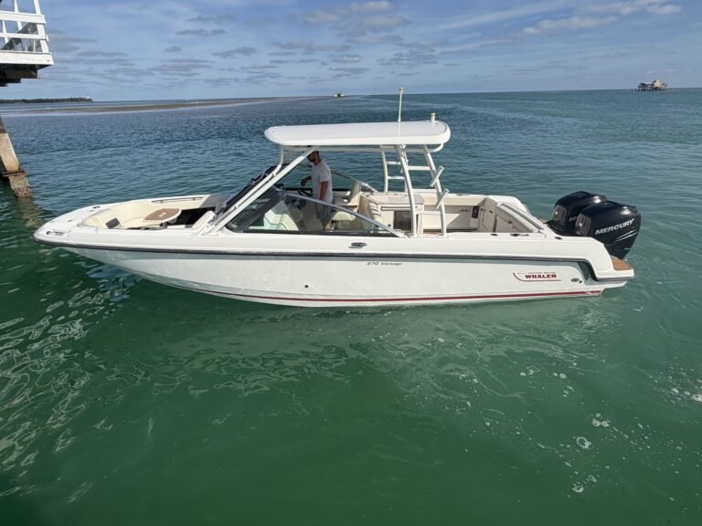 Boston Whaler 270 Vantage