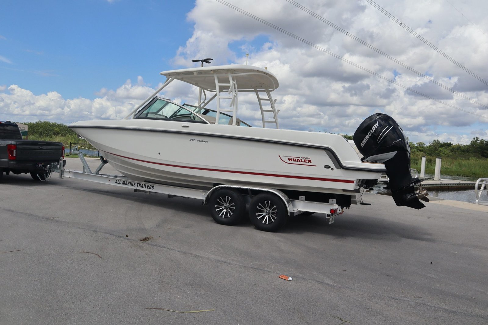 Boston Whaler 270 Vantage