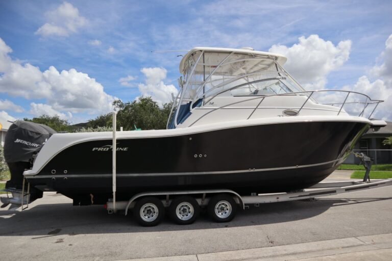 2007 Pro-Line 32 Express (PRISTINE CONDITIONS)