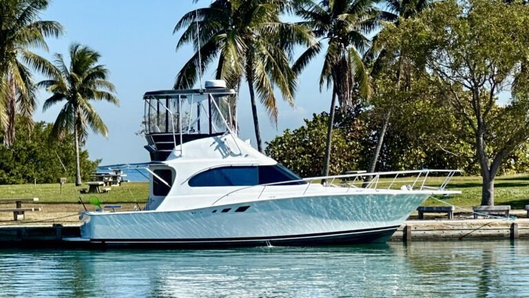 Luhrs 350 Tournament