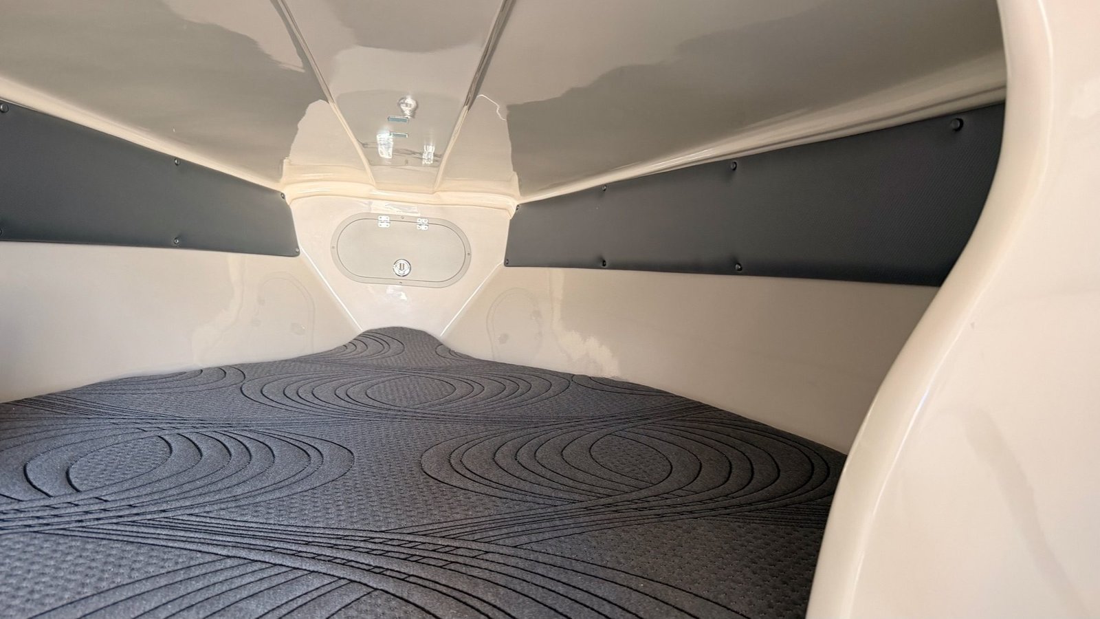 2014 ProNautica 33 Sport (SEA READY)