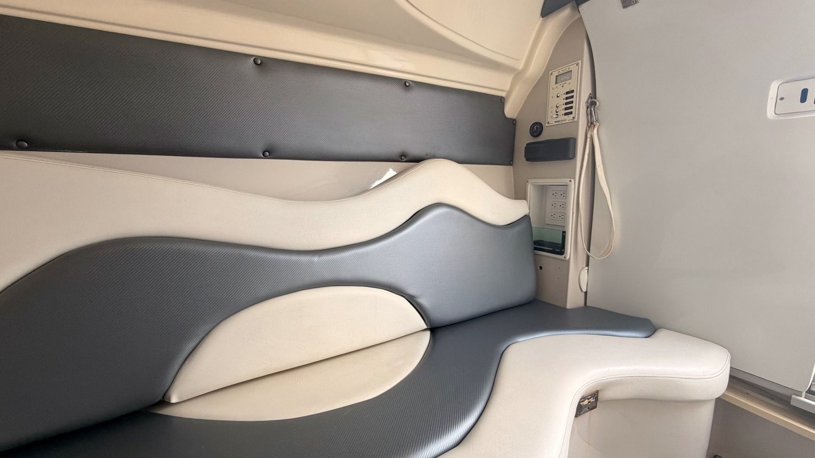 2014 ProNautica 33 Sport (SEA READY)