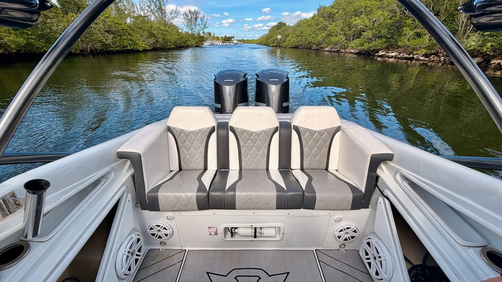 2014 ProNautica 33 Sport (SEA READY)