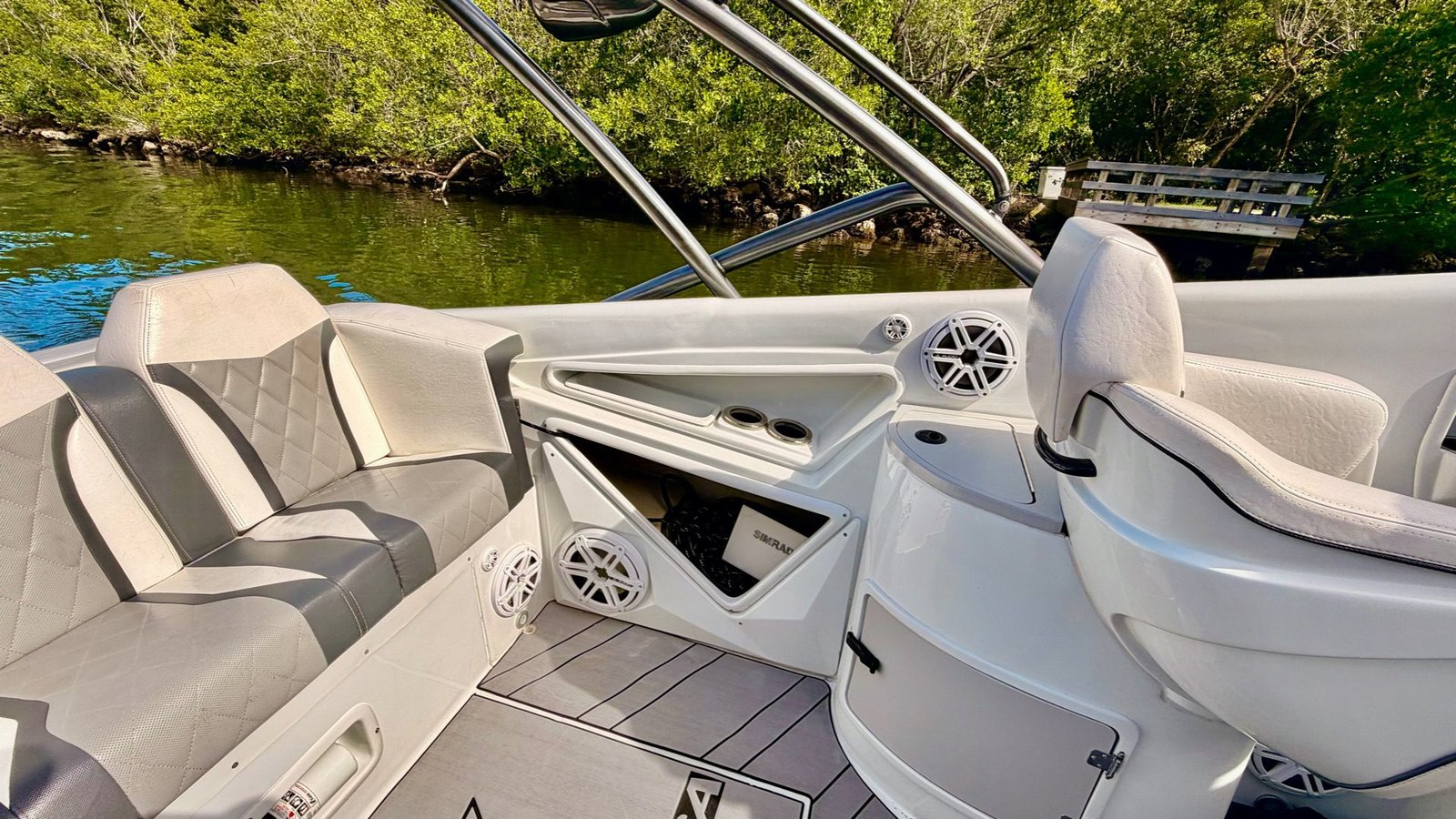2014 ProNautica 33 Sport (SEA READY)