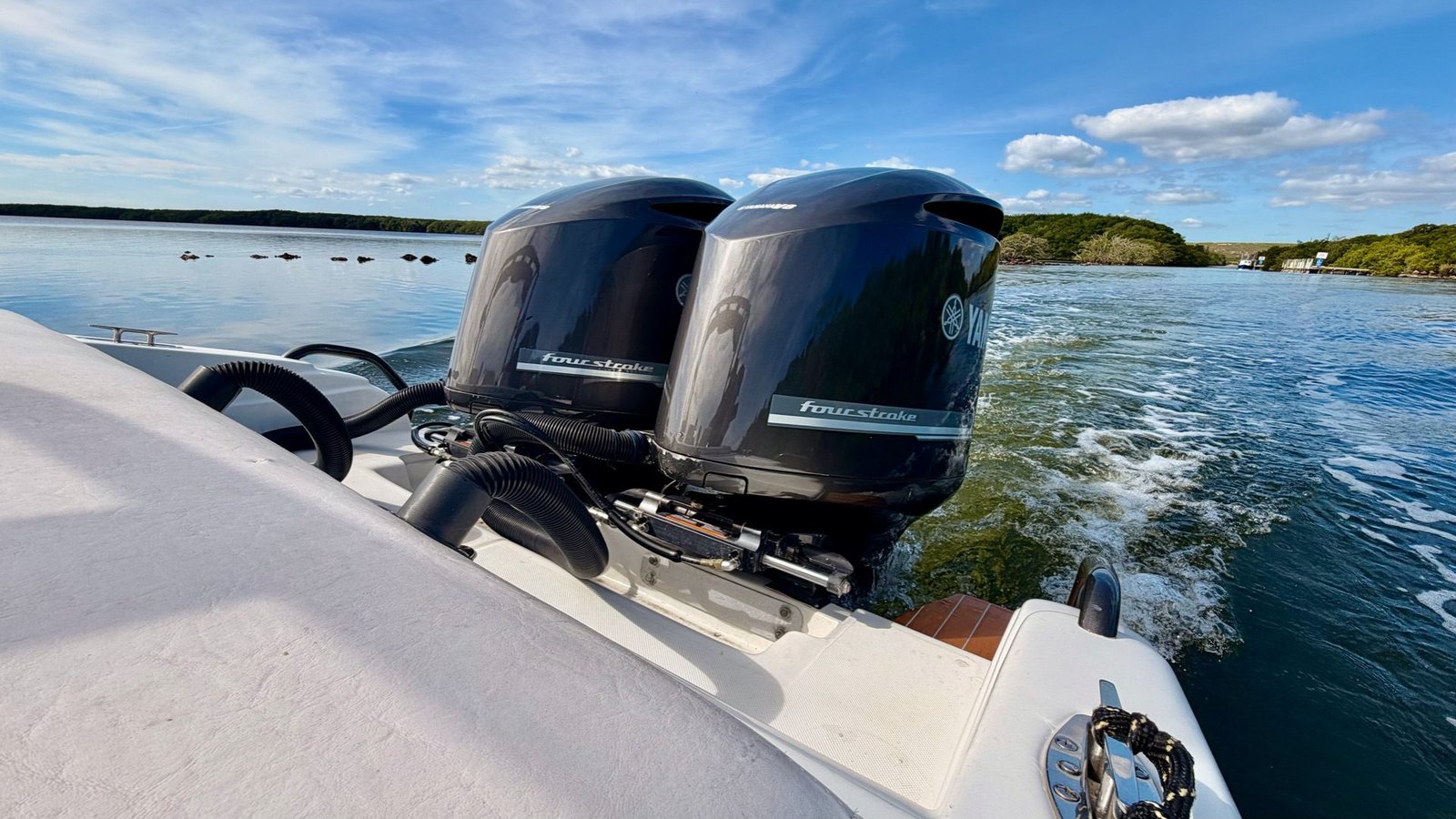 2014 ProNautica 33 Sport (SEA READY)