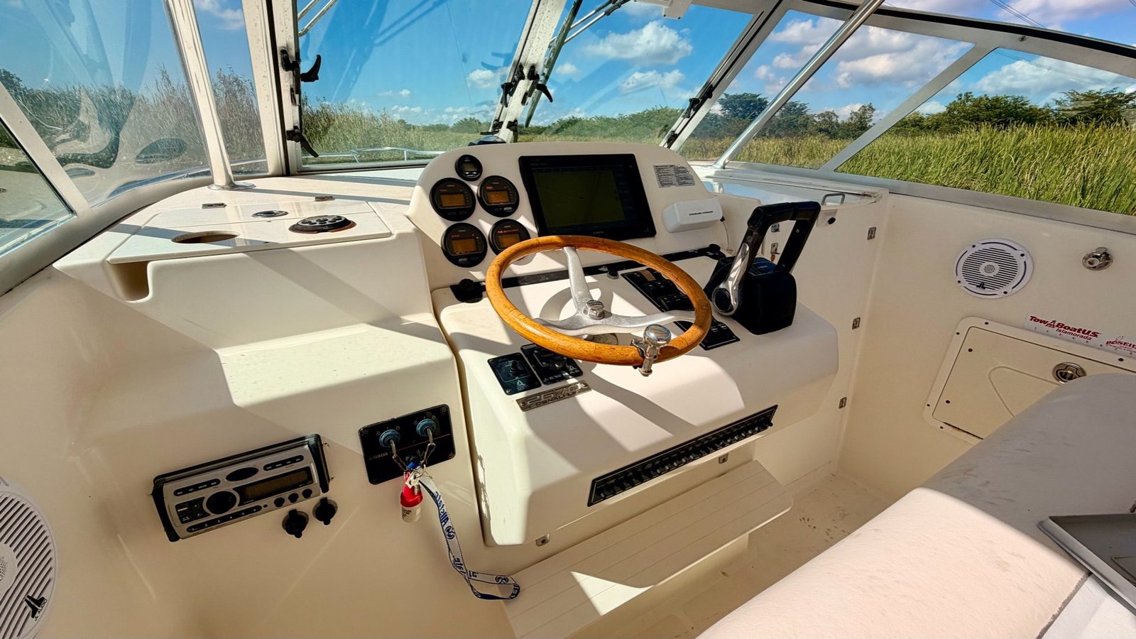 2005 Pursuit 2670 Denali LS