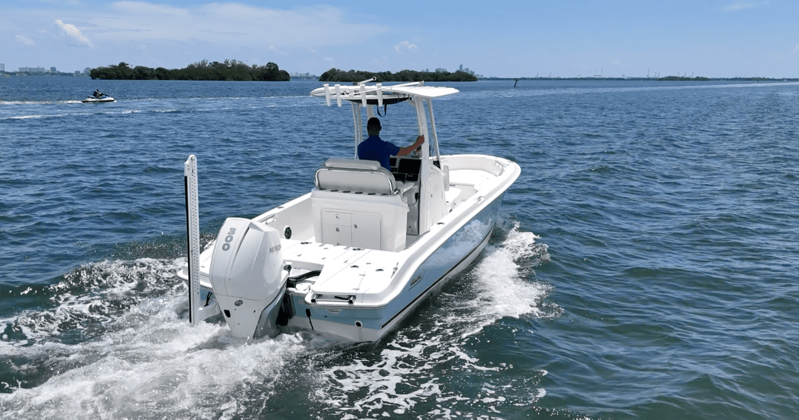 2022 Boston Whaler 250 Dauntless (MINT CONDITION)