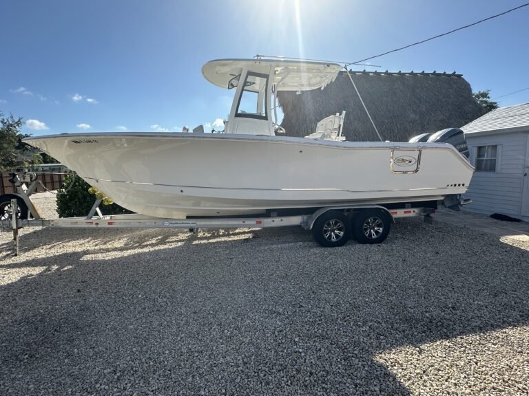 SeaHunt GameFish 27 (PERFECT CONDITIONS!)