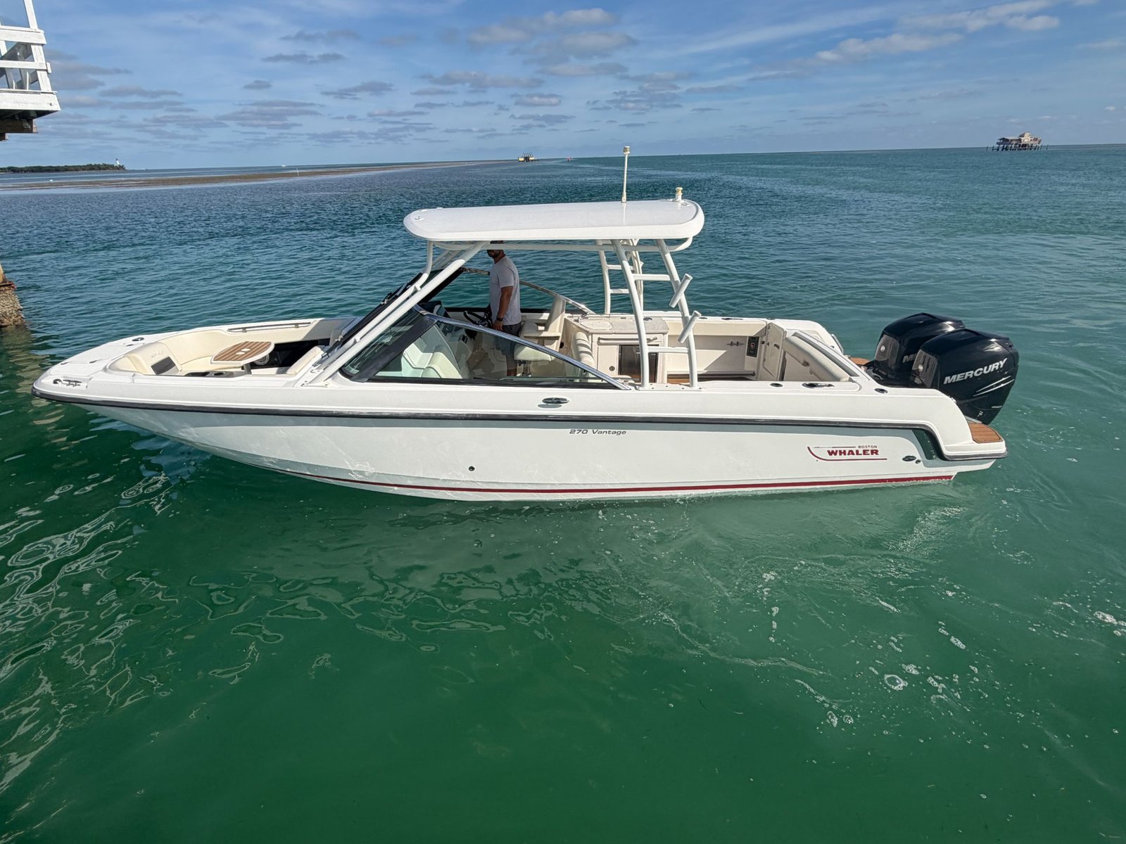 Boston Whaler 270 Vantage