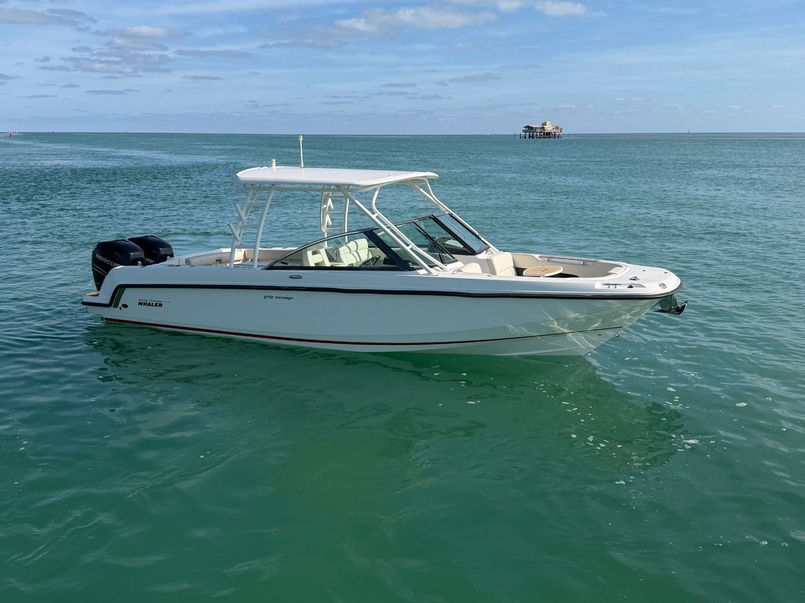 Boston Whaler 270 Vantage