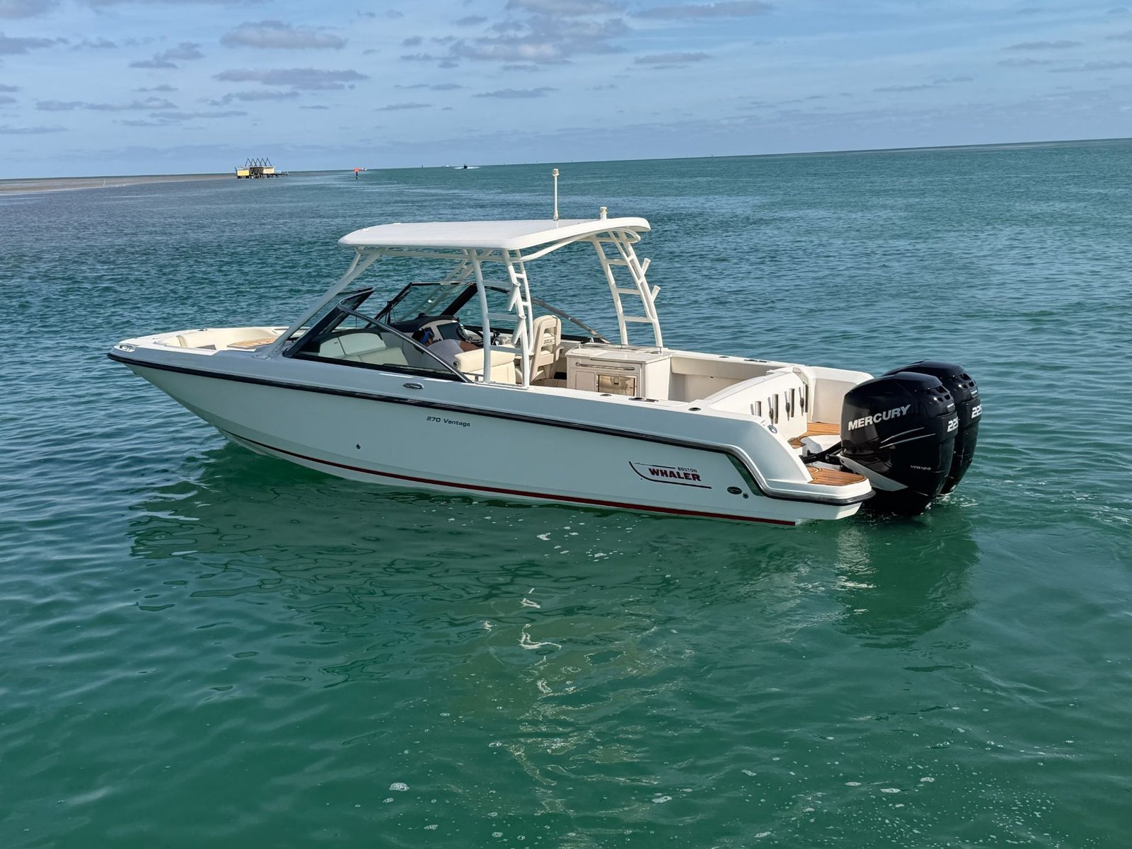 Boston Whaler 270 Vantage