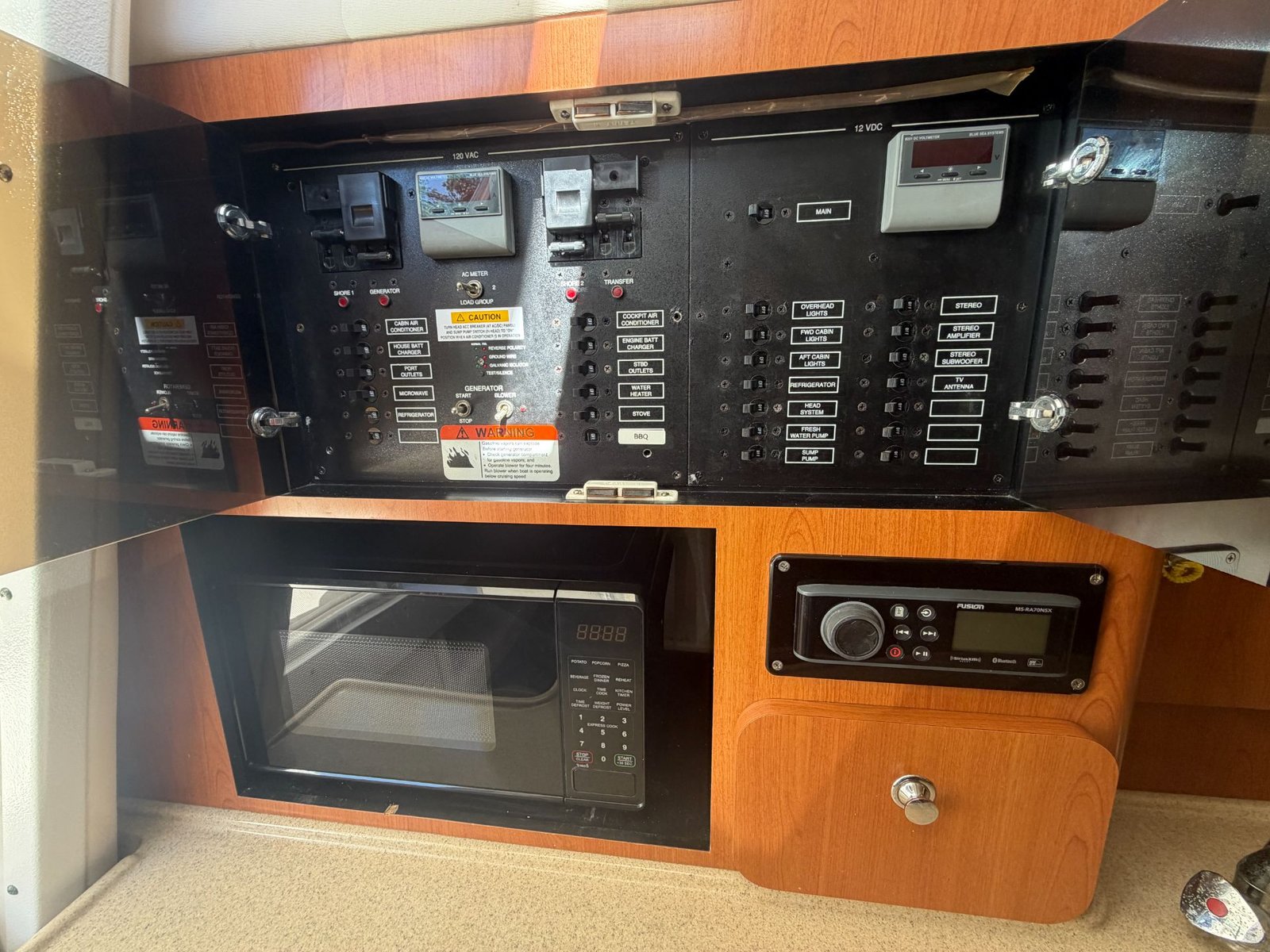 2005 Hydra-Sports Vector 3300 VX Repowered