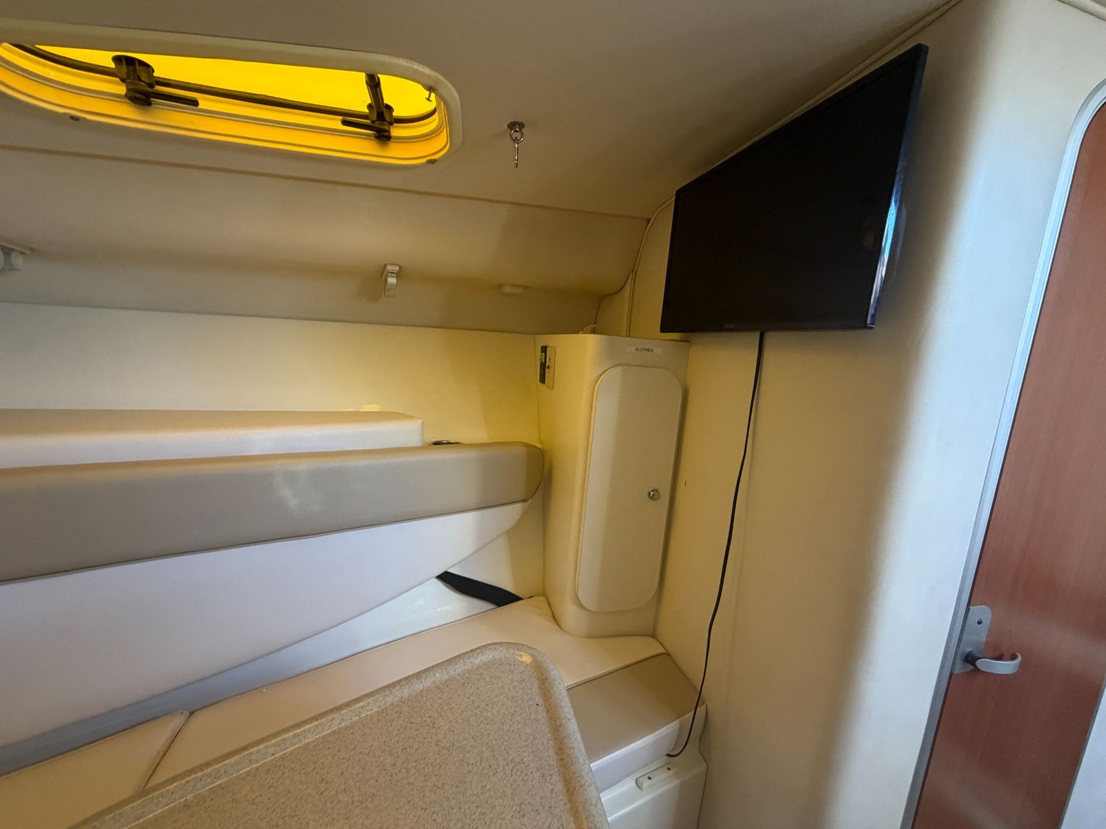 2005 Hydra-Sports Vector 3300 VX Repowered