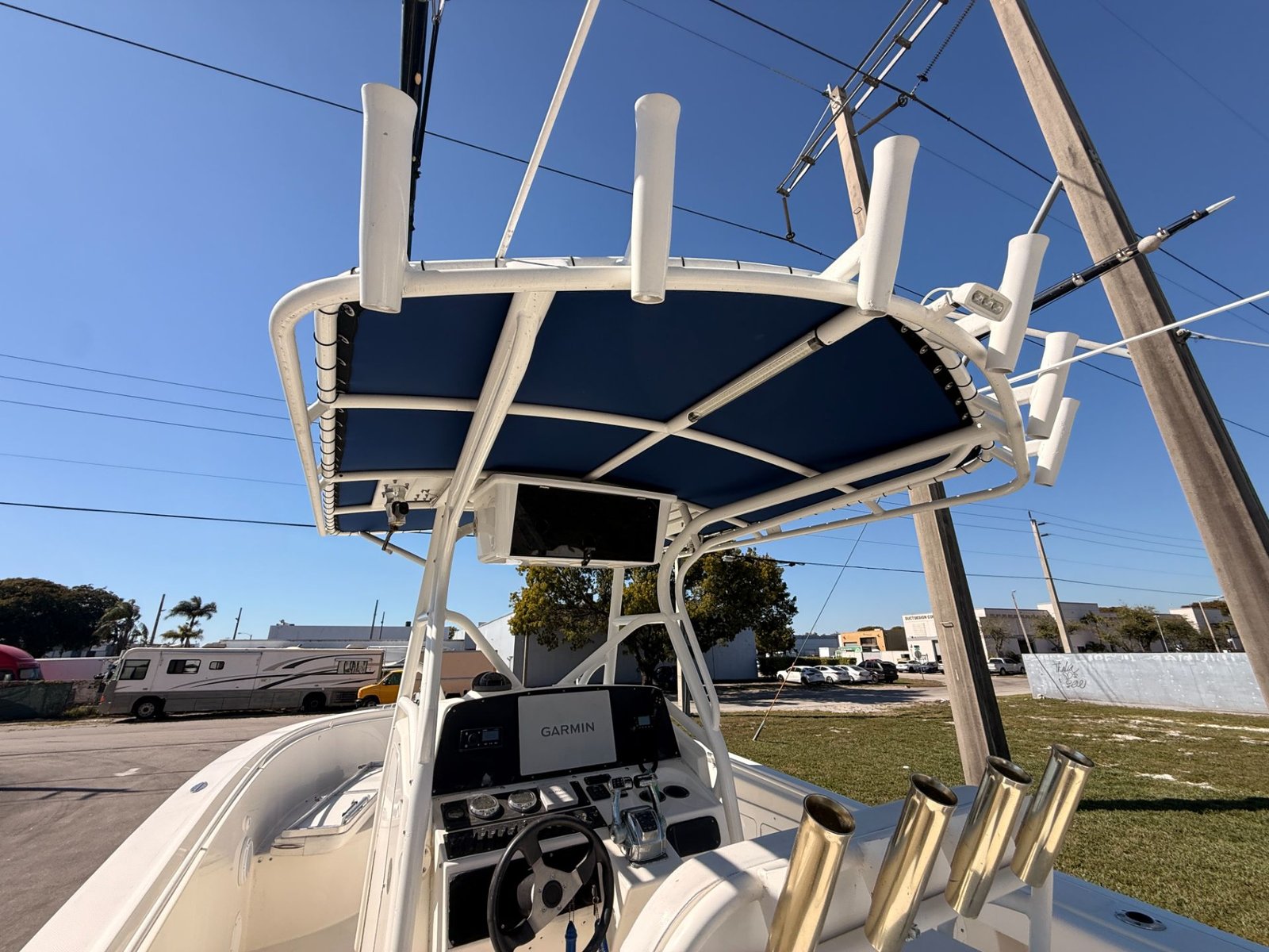 2004 Edgewater 265CC