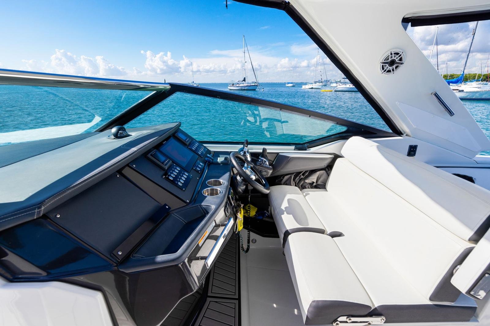 2017 Monterey 378 SE