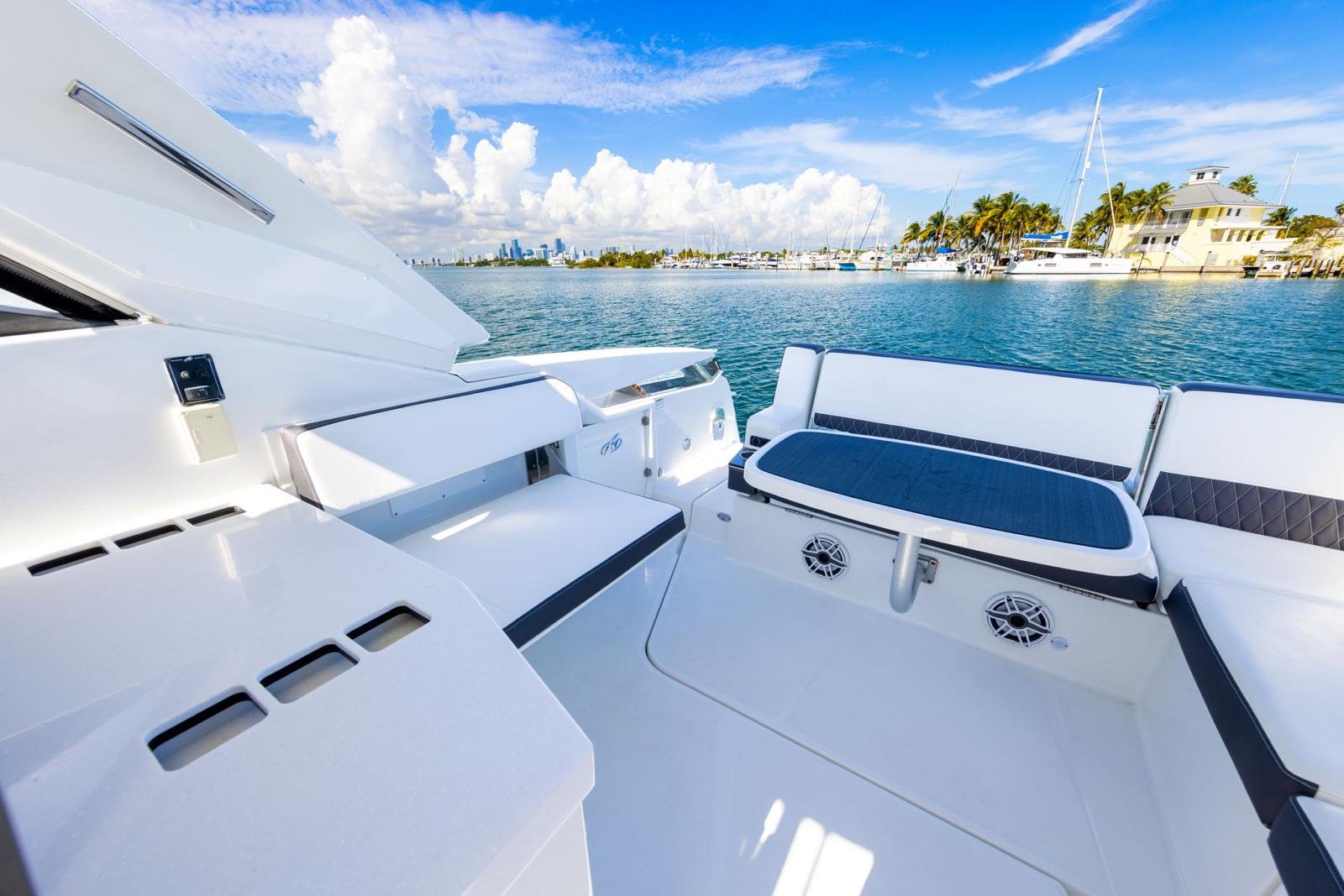 2017 Monterey 378 SE