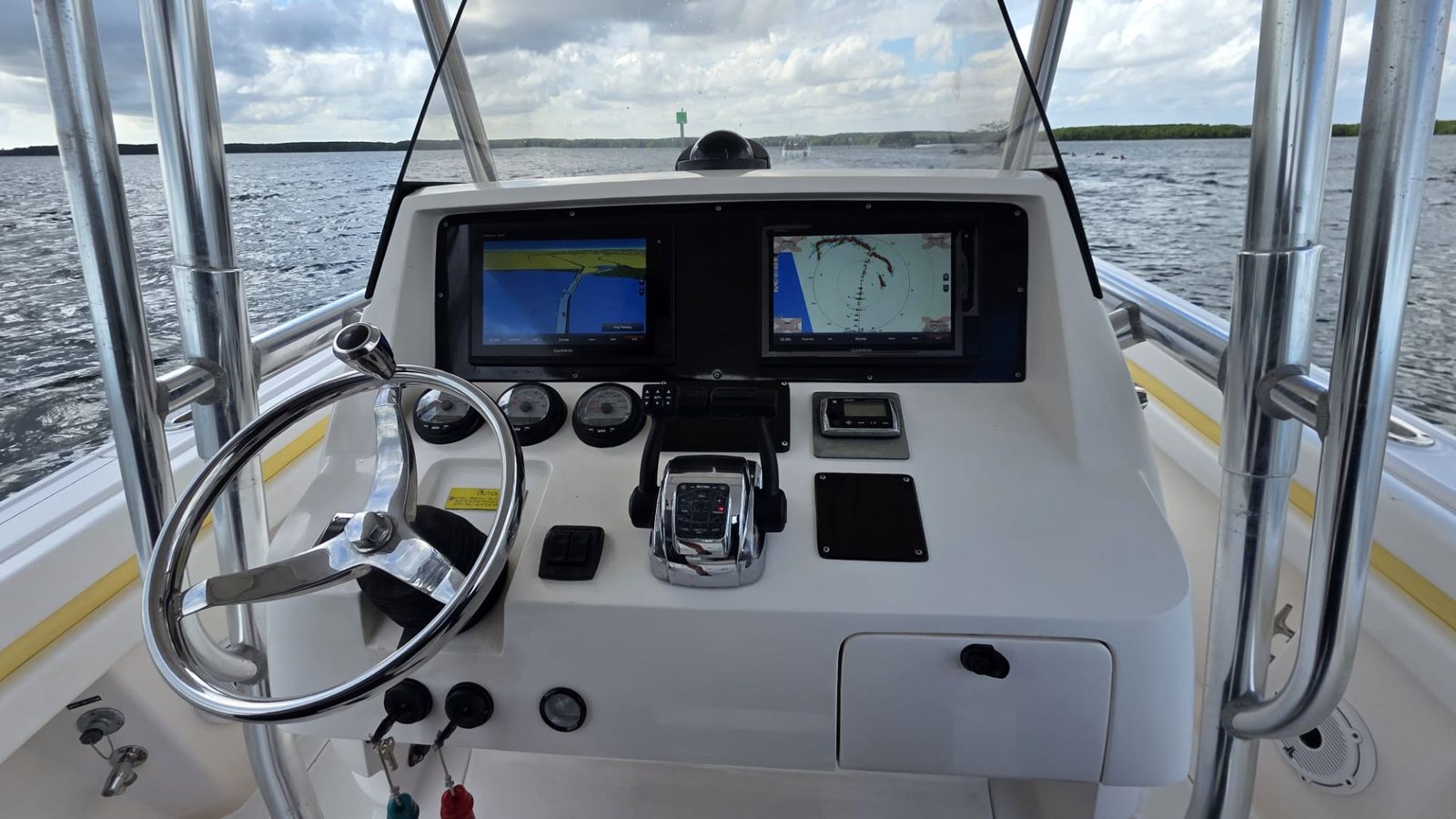 2009 Intrepid 323 Center Console powered 2019 Mercury 300 V8