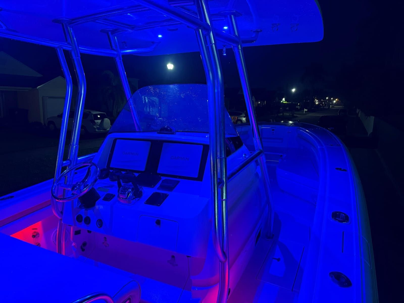 2009 Intrepid 323 Center Console powered 2019 Mercury 300 V8