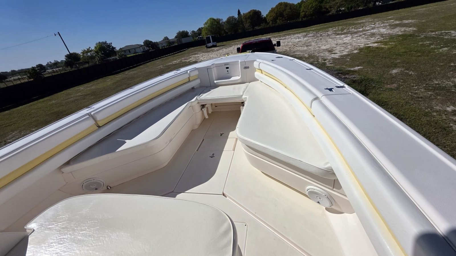 2009 Intrepid 323 Center Console powered 2019 Mercury 300 V8