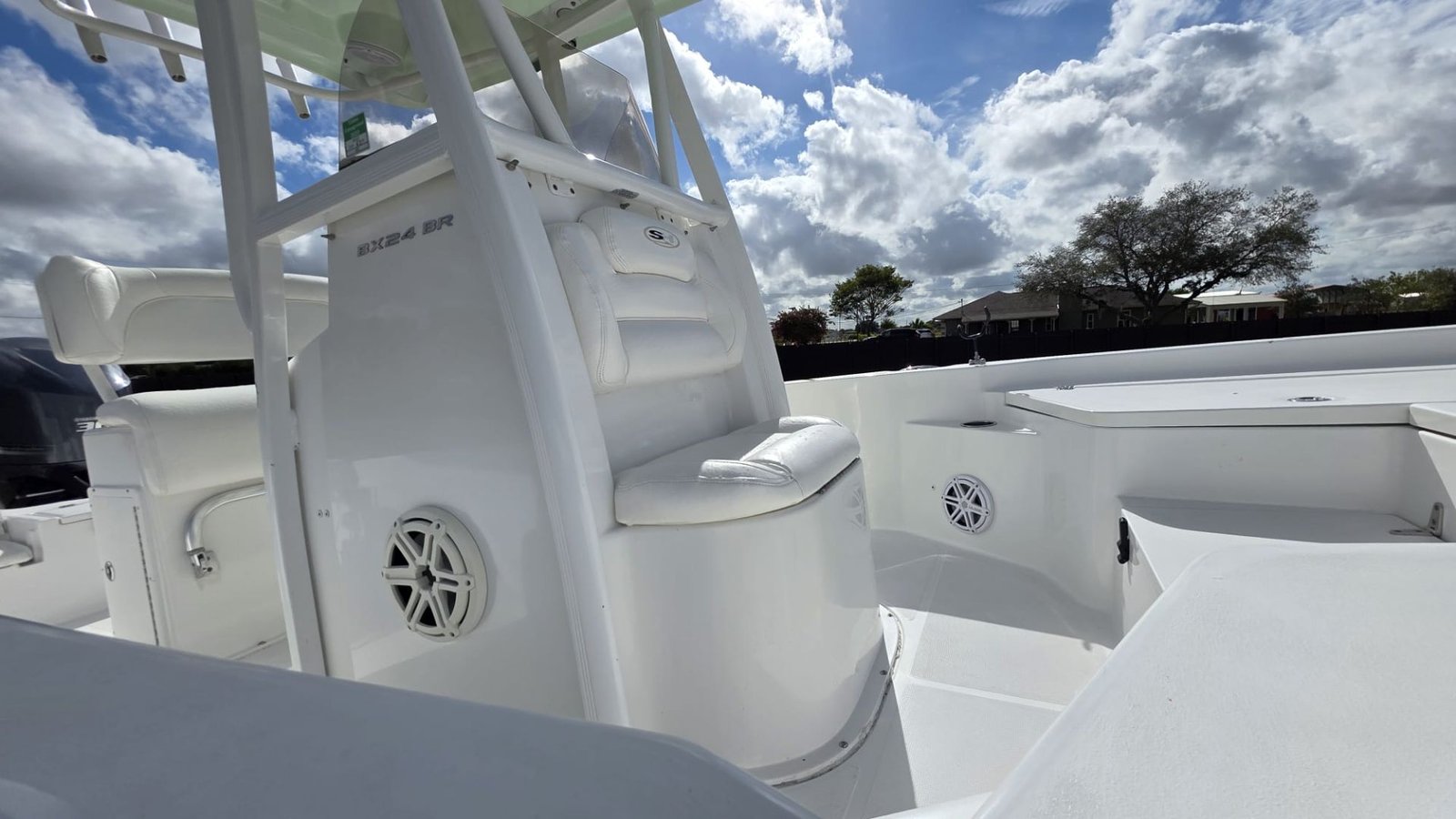 2015 Sea Hunt BX 24 BR