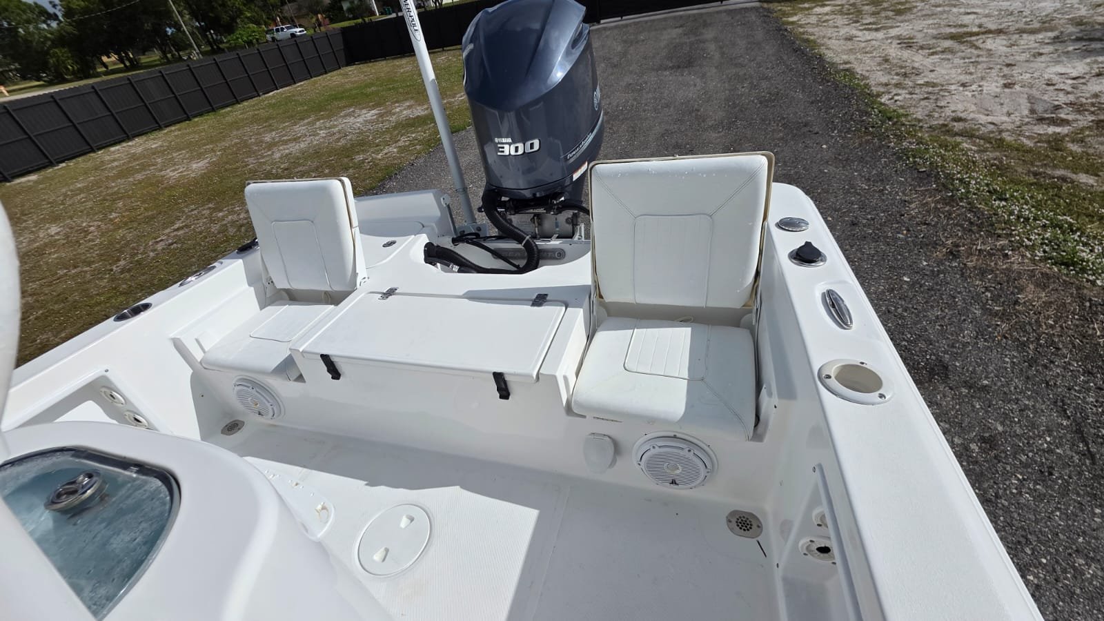 2015 Sea Hunt BX 24 BR