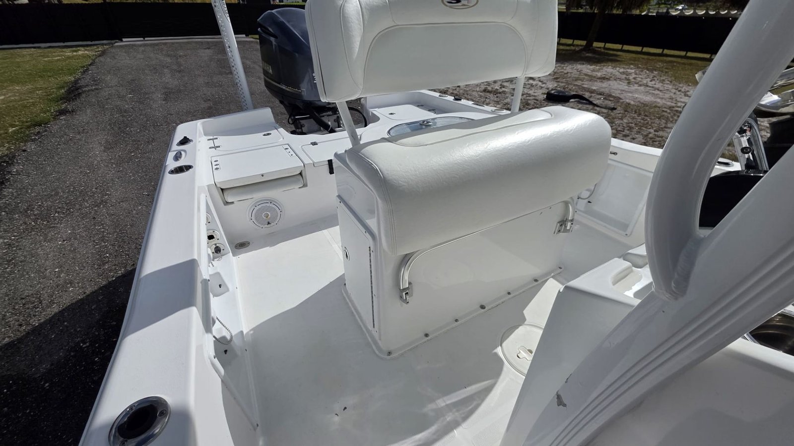 2015 Sea Hunt BX 24 BR