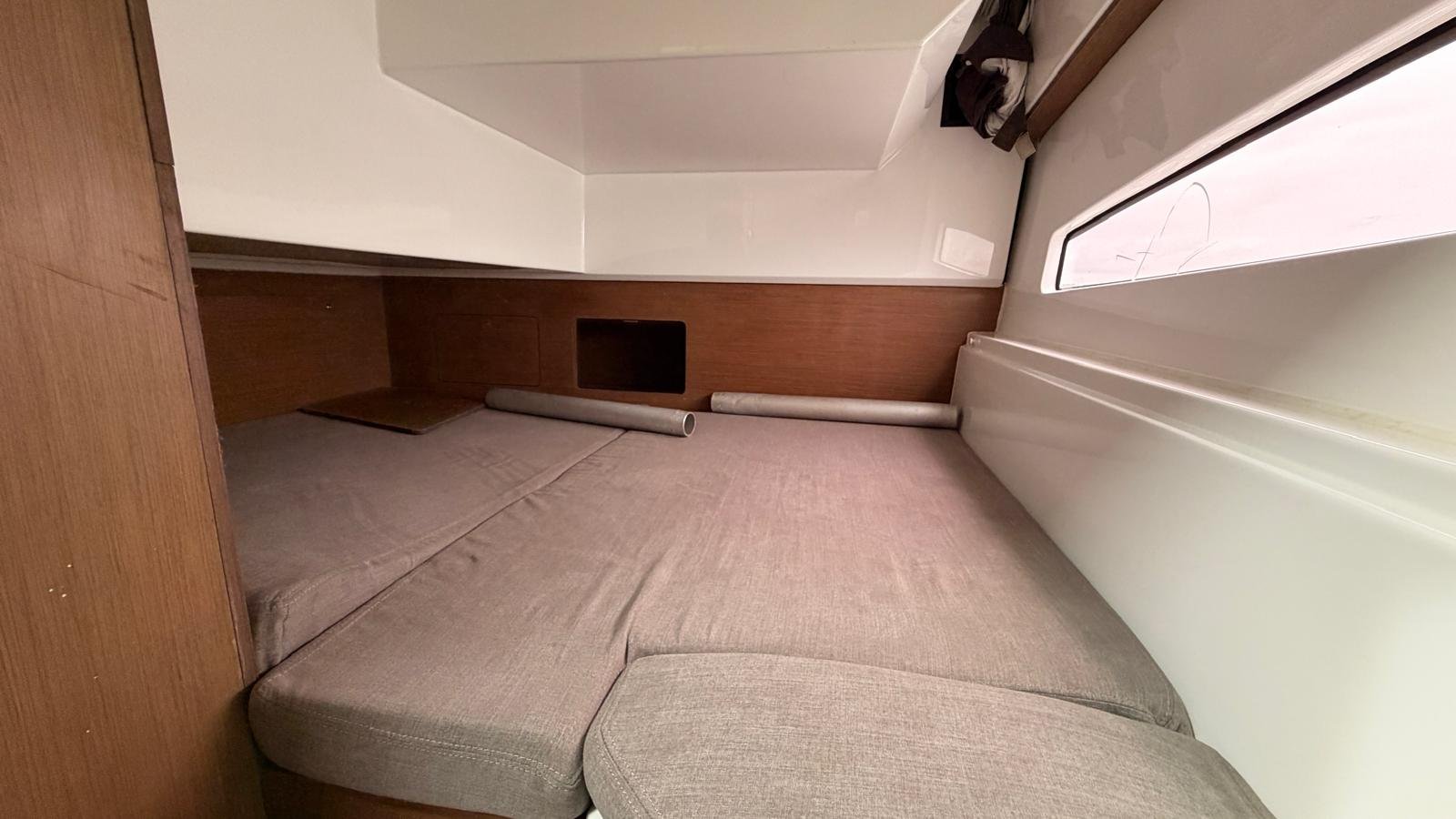 2021 Beneteau 27 Antares powered by Twin Mercury 200hp 4