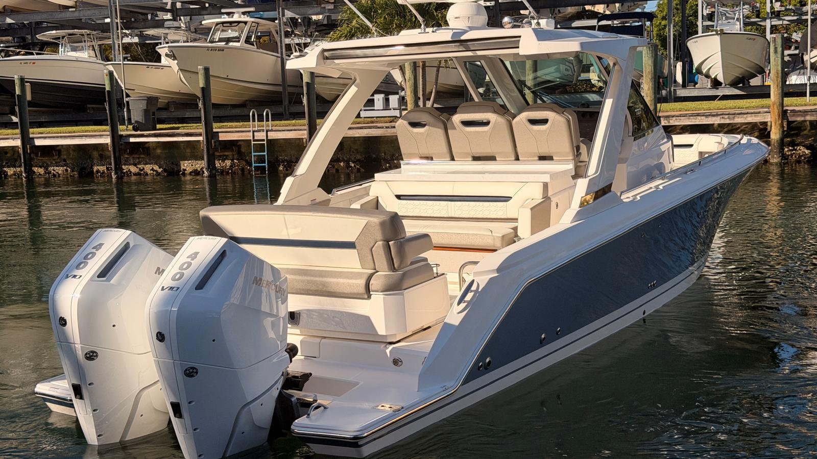 2023 Tiara Sport 34 LS