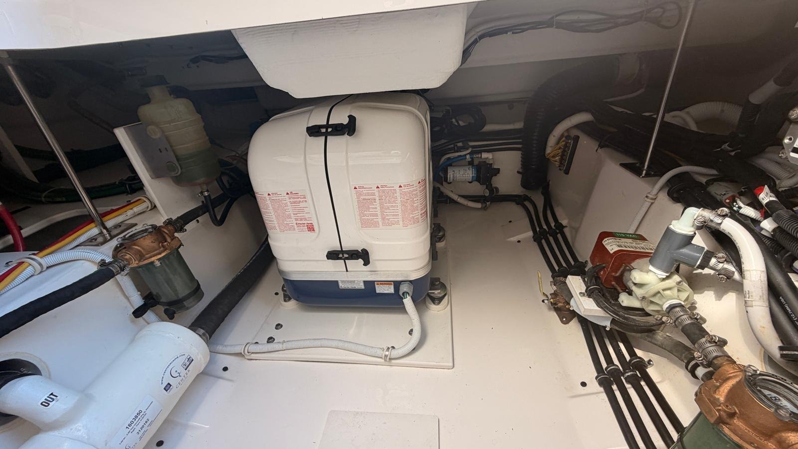 2023 Tiara Sport 34 LS