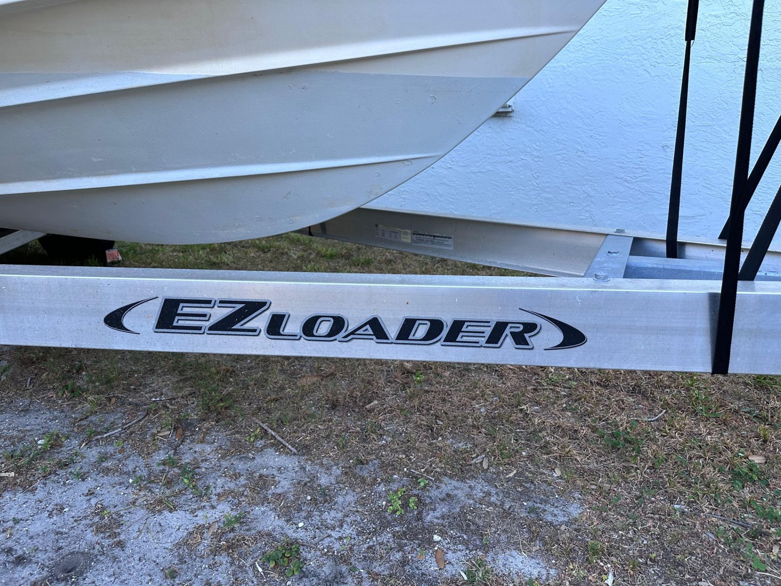 2022 Cobia 220 Dual Console powered by Mercury 200hp 4Strokes