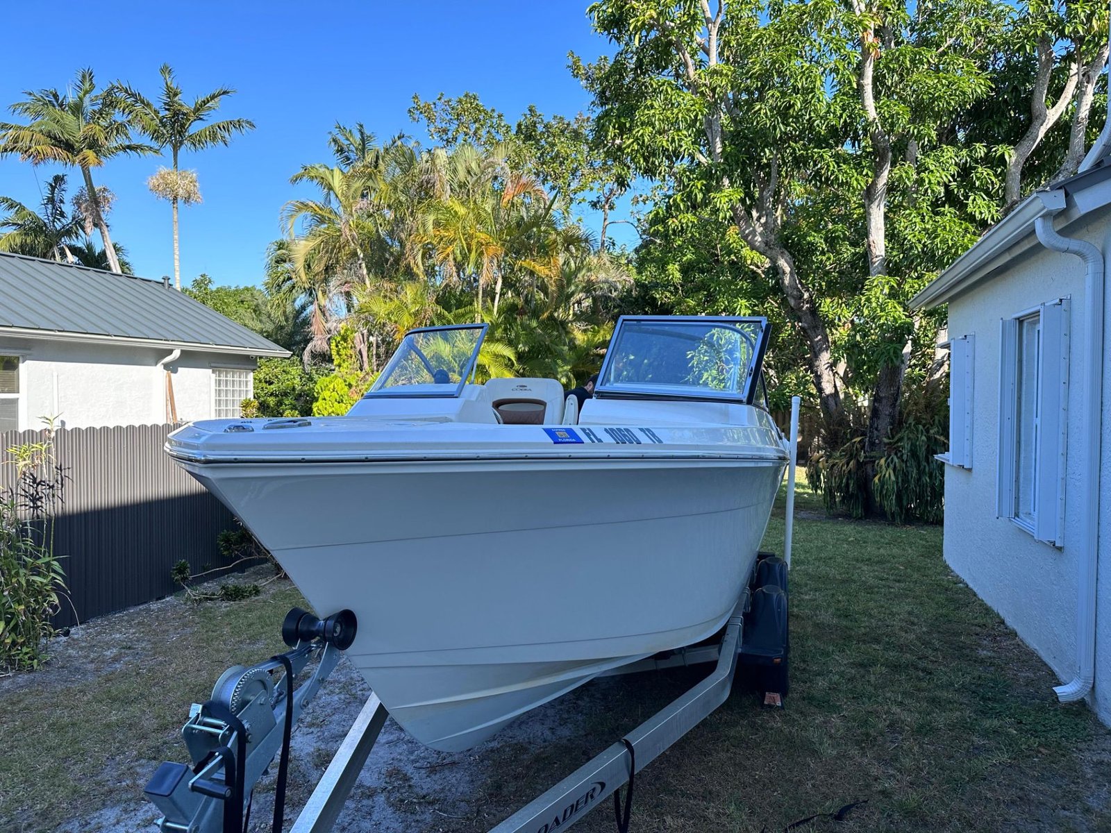 2022 Cobia 220 Dual Console powered by Mercury 200hp 4Strokes