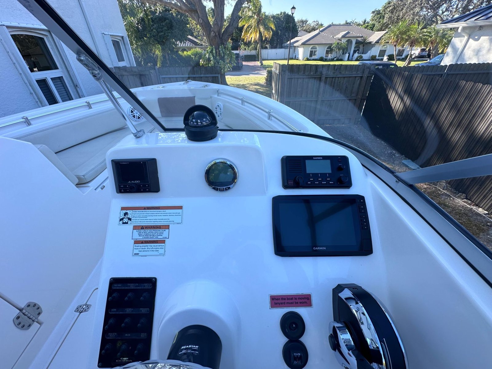 2022 Cobia 220 Dual Console powered by Mercury 200hp 4Strokes