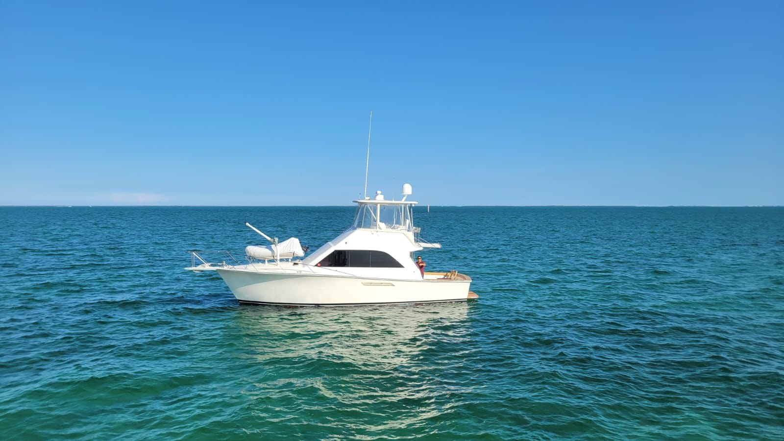 1989 Ocean Yachts 38SS powered by twin Caterpilar 3208TA