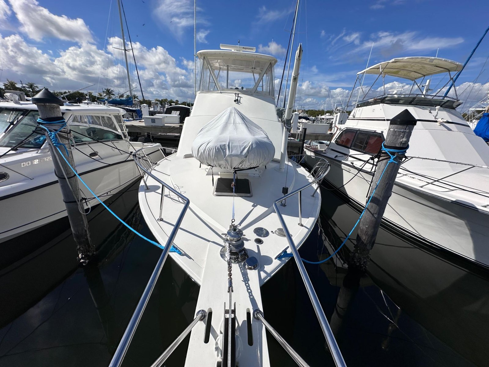 1989 Ocean Yachts 38SS powered by twin Caterpilar 3208TA