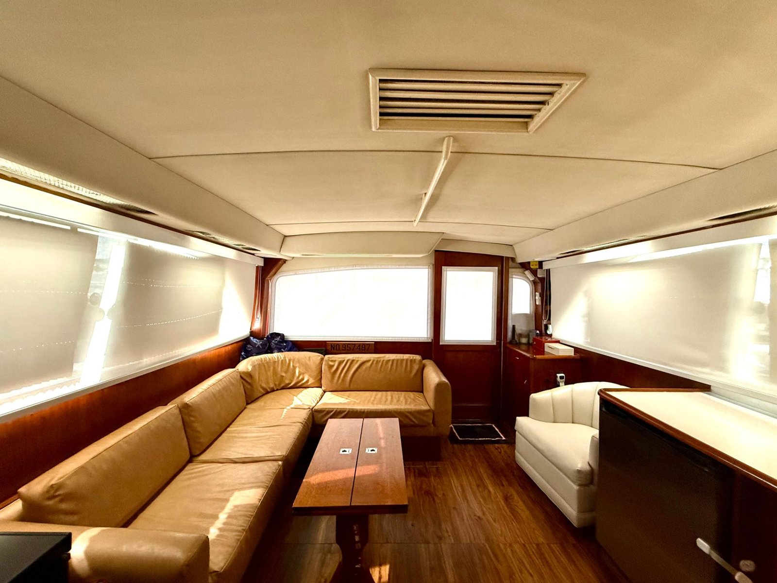 1989 Ocean Yachts 38SS powered by twin Caterpilar 3208TA