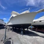 1989 Ocean Yachts 38SS powered by twin Caterpilar 3208TA