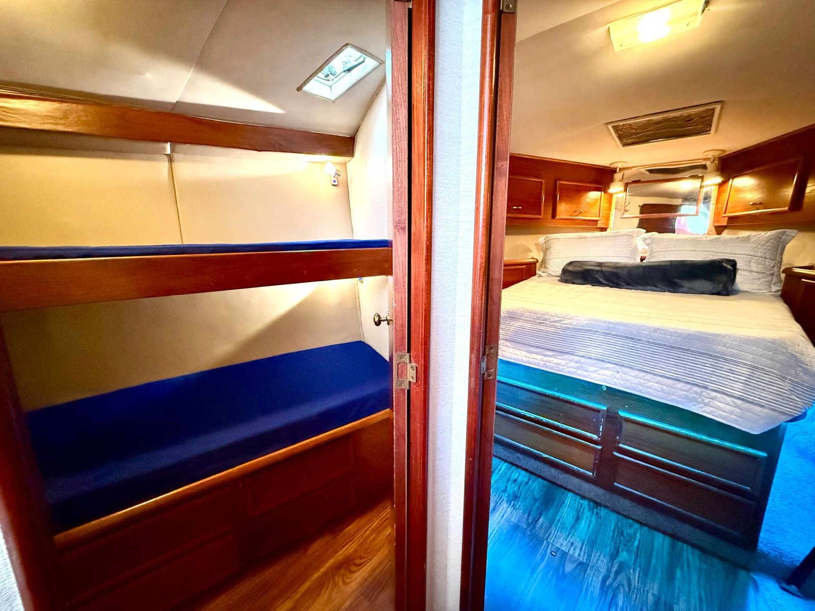 1989 Ocean Yachts 38SS powered by twin Caterpilar 3208TA