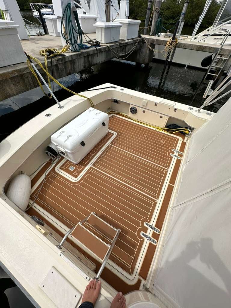 1988 Atlantic 34 Express powered by 2003 Caterpillar 3126