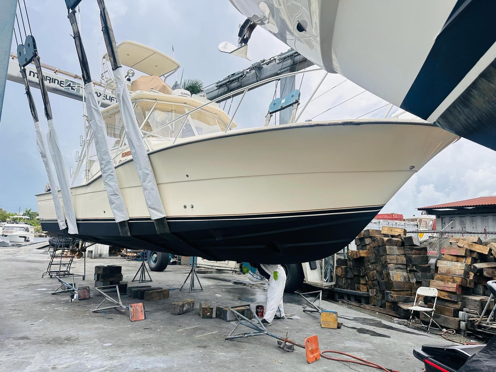 1988 Atlantic 34 Express powered by 2003 Caterpillar 3126