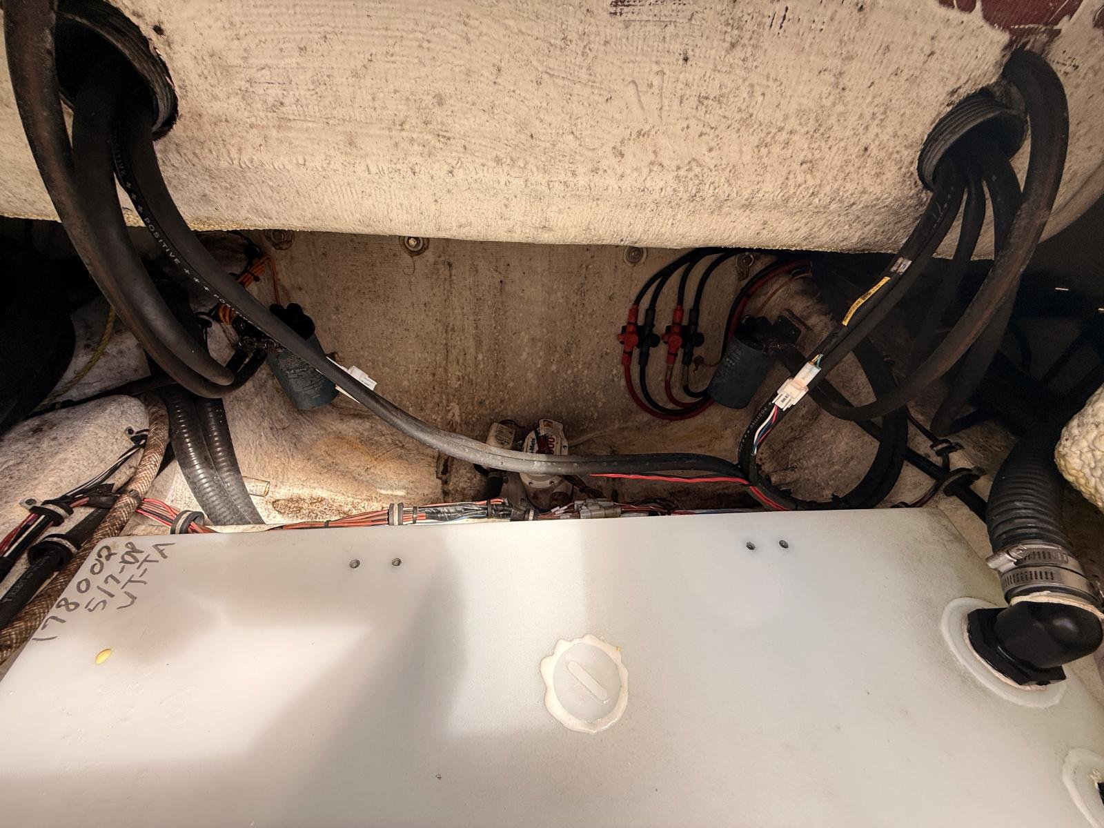 2025 Sea Hunt 265 SE