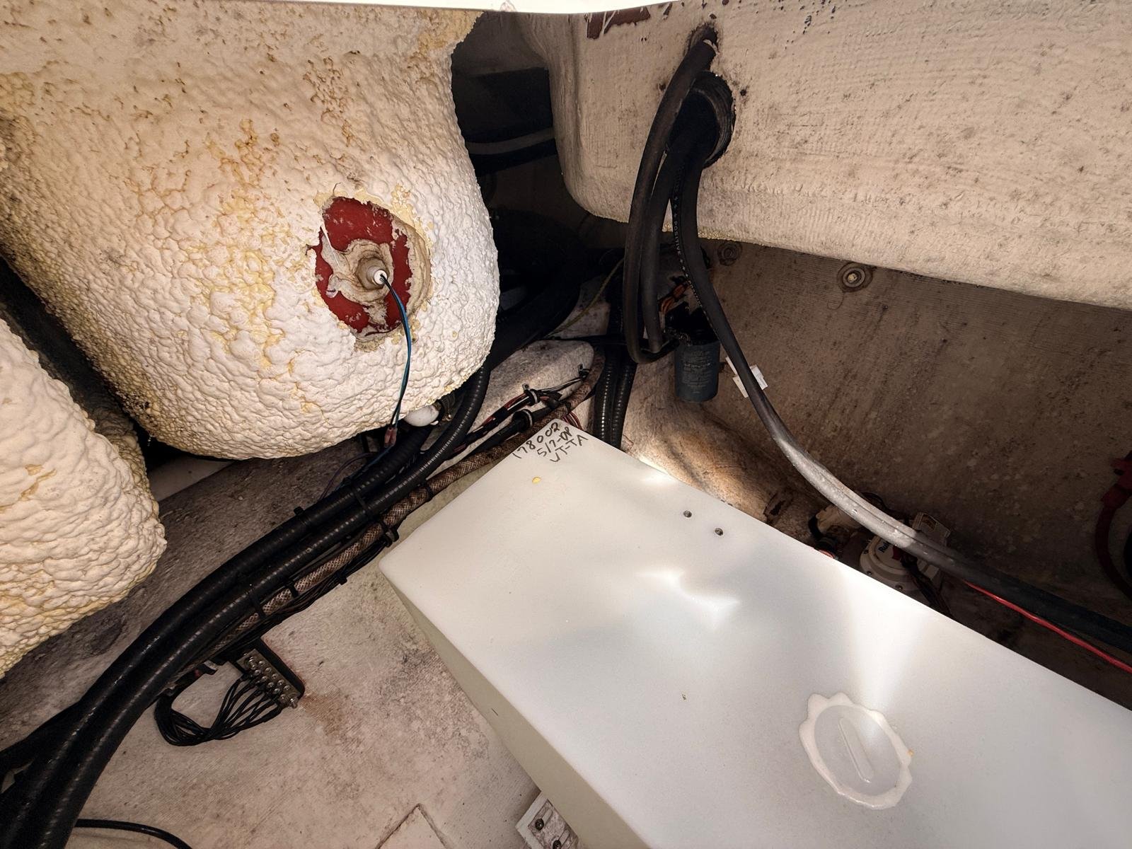 2025 Sea Hunt 265 SE